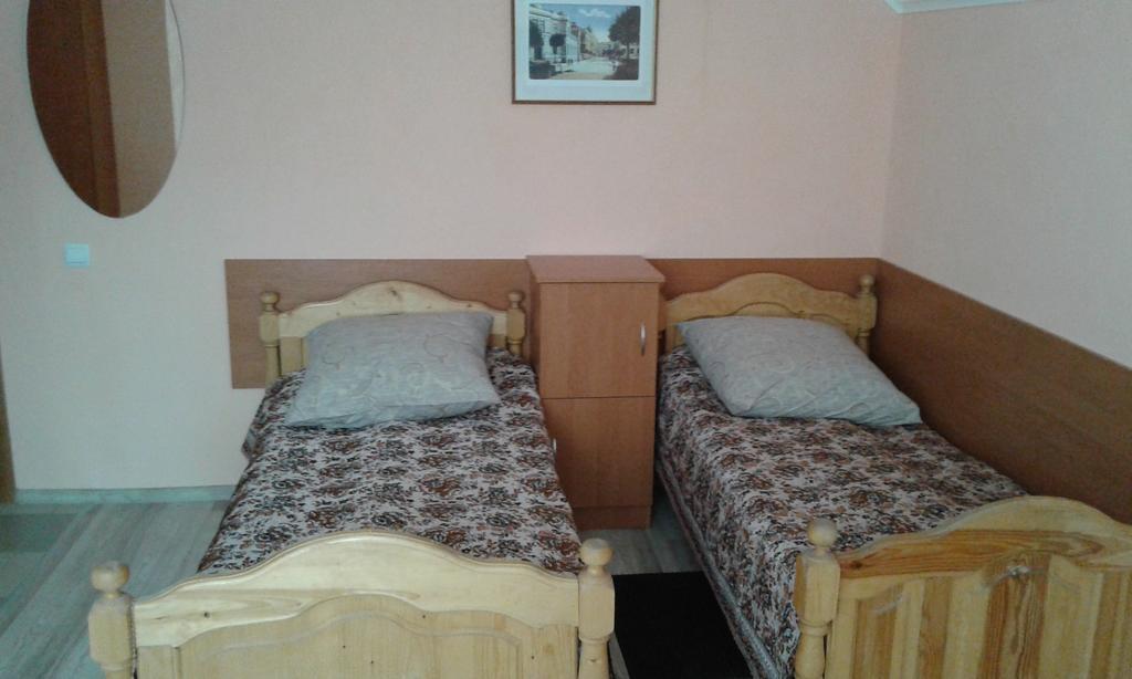 Hostel On Flotska Ivano-Frankivsk Habitación foto
